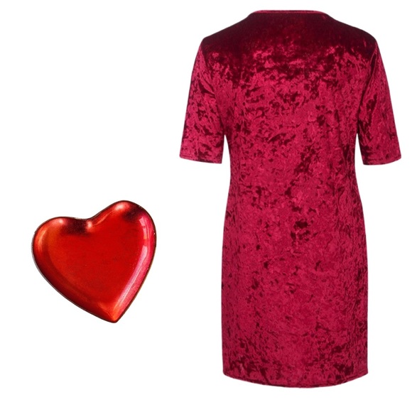 NWOT STUNNING CRUSHED VELVET RED DRESS! - Picture 3 of 3